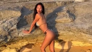 Nicole Scherzinger zeigte sich zum 47. Geburtstag im Bikini und konnte sich einen Scherz über ...