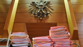 Bei grob fahrlässige Körperverletzung handelt es sich um ein Verbrechen, das vom Gericht mit ...