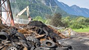 Auch nach dem Großbrand in der Recyclinganlage in Nußdorf-Debant in Osttirol wurden laut Land ...