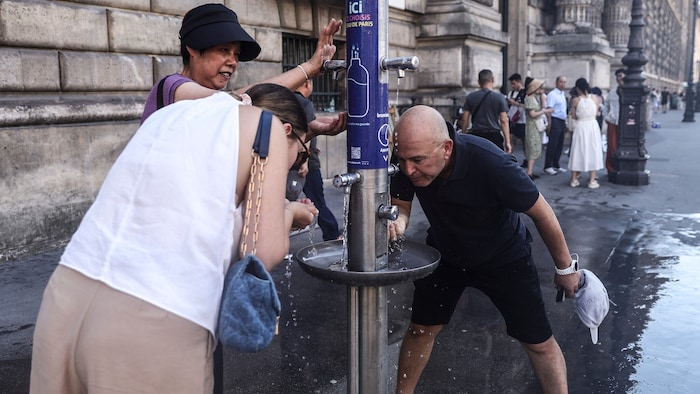 Der französische Wetterdienst hat die höchste Wetterwarnung für Paris ausgegeben.