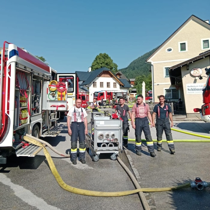 65 Feuerwehrkräfte waren im Einsatz.