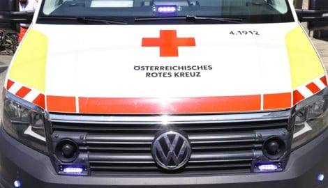 Mit der Rettung wurde die Schwerverletzte in Landeskrankenhaus Feldkirch gebracht.
