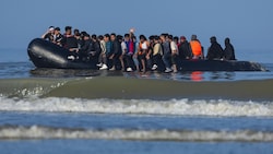 Fast 20.000 Migranten haben seit Jahresbeginn Ärmelkanal überquert. 