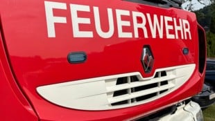 Die Feuerwehr führte Nachlöscharbeiten durch (Symbolbild).