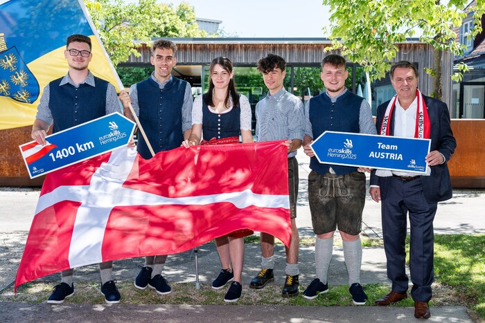 Raphael Beutel, Raphael Gremmel, Sara Sinhuber, David Herzina-Rusch, Lukas Miedler und ...