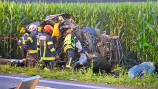 Das Fahrzeug wurde völlig zerstört.