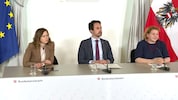 Claudia Plakolm (ÖVP), Christoph Wiederkehr (NEOS) und Korinna Schumann (SPÖ) am 2. Juli nach ...