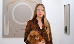 Anouk Lamm Anouk macht Kunst, die zum Nachdenken bringt – über Tiere, Freiheit und wie wir ...