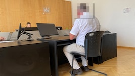 Der Angeklagte bei der Verhandlung am Mittwoch