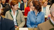 Schon in der Früh hatte es Edtstadler mit Svazek in der Kirche lustig.