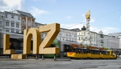Der Hauptplatz soll in den nächsten Jahren für rund sechs Millionen Euro schrittweise ...