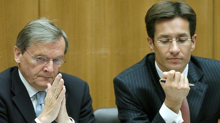 2004: Der damalige Bundeskanzler Wolfgang Schüssel und sein Finanzminister Karl-Heinz Grasser