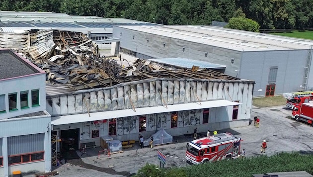Die zerstörte Lagerhalle des Maschinenbauers: Es gilt Einsturzgefahr!