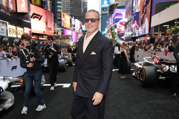 Brad Pitt rät seinen jungen Kollegen von Franchise-Rollen ab.