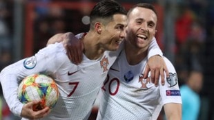 Cristiano Ronaldo (li.) bildete mit Diogo Jota ein gefährliches Offensiv-Duo. 
