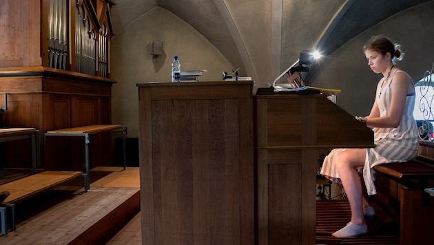 Mehrmals pro Woche kommt Emma alleine in die Pfarrkirche von St. Lorenzen, um für die Messe am ...