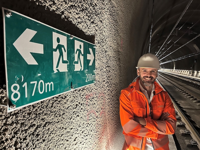 „Fast 8400 Meter ist der Tunnel lang“, schildert Robert Mosser.