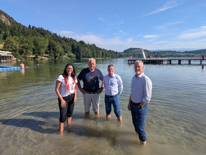 LR Sara Schaar, Bgm. Johann Wolfgang Grilz, Günther Weichlinger und Georg Santnerpräsentierten ...