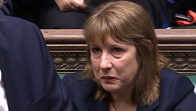 Die Ministerin weinte während einer Debatte im Unterhaus.