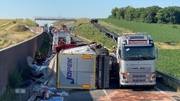 Kein Durchkommen – Abtransport auf engstem Raum.
