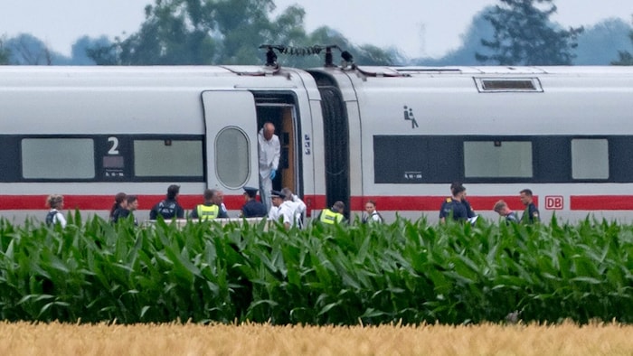 Für rund 500 Passagiere eines ICE wurde die Zugfahrt am Donnerstag zum Horror.
