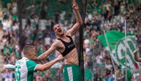 Karas Jubel nach dem 3:0 gegen LASK