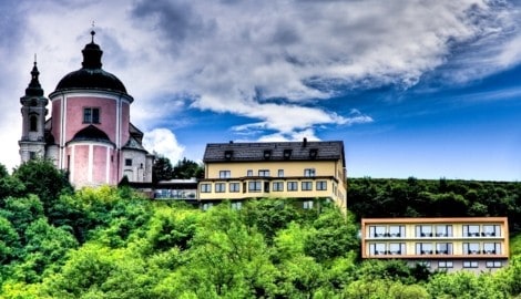 Wohlfühlen im 4-Sterne-Hotel Christkindlwirt Steyr.