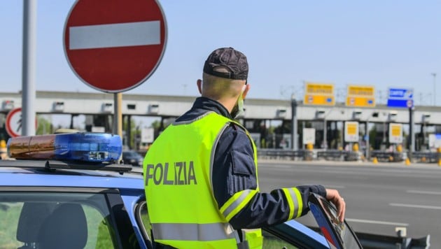 In Italien drohen teils strenge Strafen. Aber auch in anderen Urlaubsländern zeigt die Polizei ...