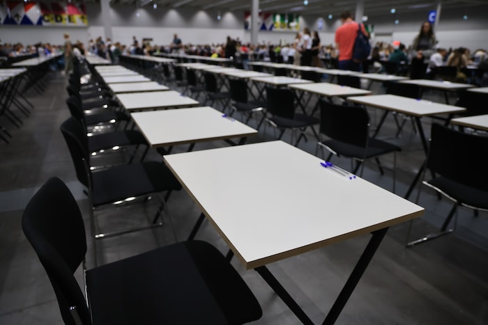 Die Tische werden jedes Jahr aus Süditalien in die Messehalle Innsbruck geliefert.