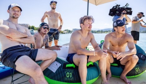 Österreichs Skiherren Joah Sturm, Manuel Feller, Marco Schwarz, Noel Zwischenbrugger und Patrick ...