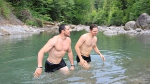 Nach dem beinharten Training gab es für Marco Rossi (r.) und seinen Coach Mathias Graf (l.) eine ...