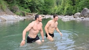 Nach dem beinharten Training gab es für Marco Rossi (r.) und seinen Coach Mathias Graf (l.) eine ...