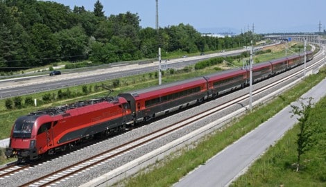 Ein Railjet bei einer Testfahrt auf der neuen Koralmstrecke 