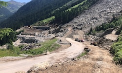 Die Silvretta-Hochalpenstraße ist in den vergangenen Jahren wiederholt von Muren verlegt worden.