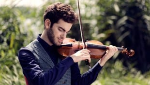 „Forelle á la Traisental“ mit Emmanuel Tjeknavorian