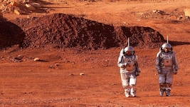 Mit dem SpaceX-Starship will Elon Musk zum Mars. Ob dort allerdings jemals Menschen „spazieren“ ...