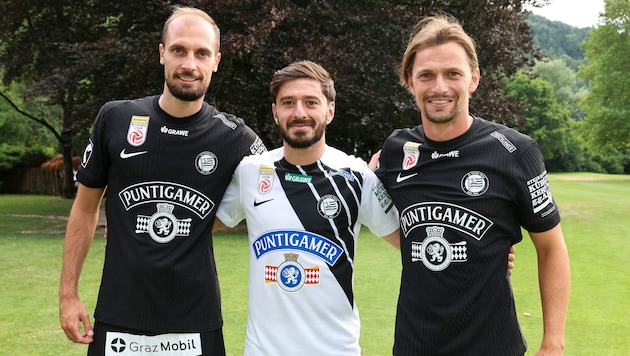 Jon Gorenc-Stankovic, Otar Kiteishvili und Stefan Hierländer in der neuen Wäsch‘
