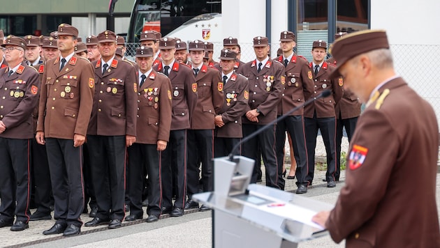 570 der mehr als 700 Einsatzkräfte, die in Niederösterreich mitgeholfen haben, kamen in die ...