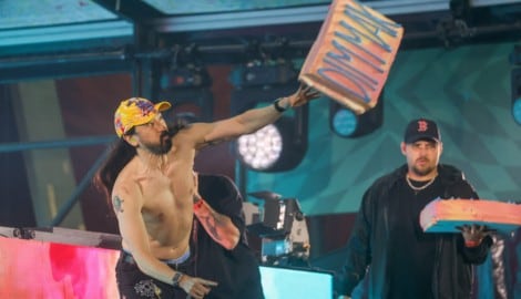 Steve Aoki warf auch beim Electric Love Festival wieder mit Torten. Diese stammen aus einer ...