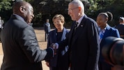 Südafrikas Staatschef Cyril Ramaphosa empfing Präsident Alexander Van der Bellen und Gattin ...