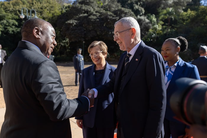 Südafrikas Staatschef Cyril Ramaphosa empfing Präsident Alexander Van der Bellen und Gattin ...