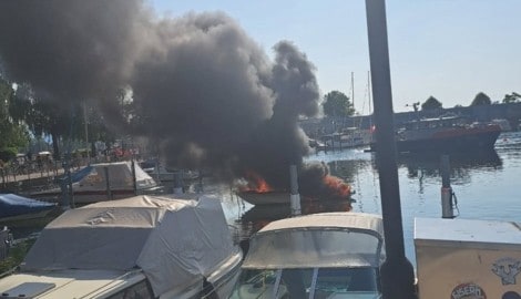 Das brennende Boot im Harder Zollhafen