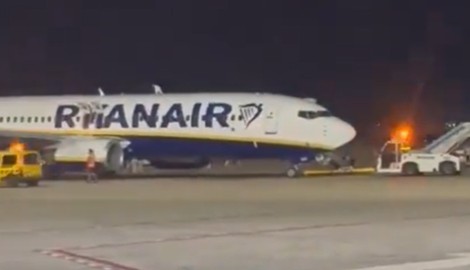 Bei dem Flugzeug handelte es sich um eine Ryanair-Maschine.