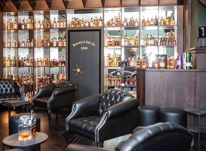 Nourani spannte den Bogen vom klassischen Weitraer Bräu bis zum edlen Whisky in der Lounge.