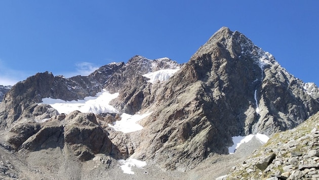 Das Massiv der Watze: Der Bergsteiger stürzte über die Nordseite ab (rechts).