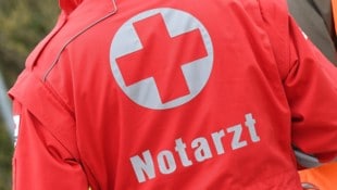 Nach der Erstversorgung kam der Bursch ins Spital (Symbolfoto).