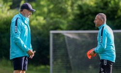 Grübelt noch bezüglich Einser-Goalie: Austria-Coach Christian Schaider (re.).