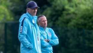 Roland Kirchler und Christian Schaider von Austria Salzburg freuen sich über einen Neuzugang. 