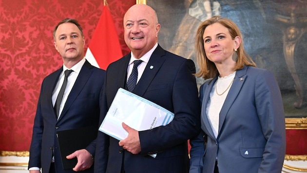 Die Parteiobleute der Regierungsparteien freuen sich über eine „herzeigbare“ Zwischenbilanz.