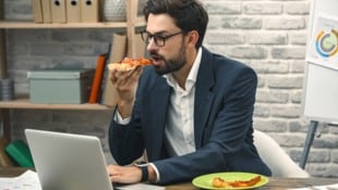 Stress und schlechte Ernährung schaden Männern auf Dauer.